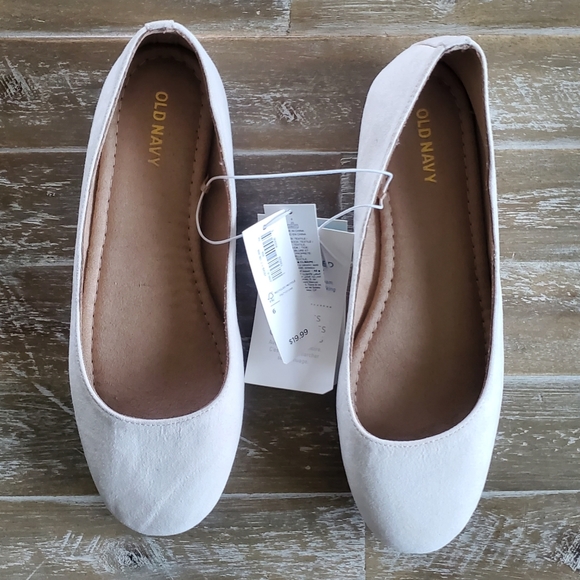 Old Navy flats - Picture 1 of 3